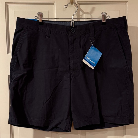 Columbia Mens Washed Out Cotton Chino Short Size 36/8" inseam Brand New - Picture 2 of 4